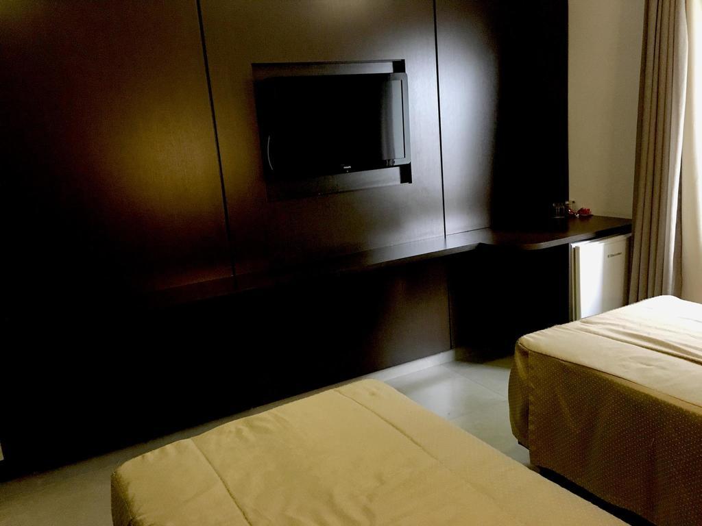 Hotel Lugus São Paulo Buitenkant foto